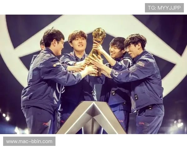 LPL赛场关键时刻冷静应对 经验积累助力战术更加成熟