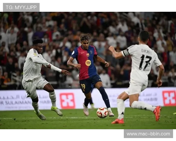 C罗奋勇挡下亚马尔关键进攻助队稳守胜局展现领袖气质