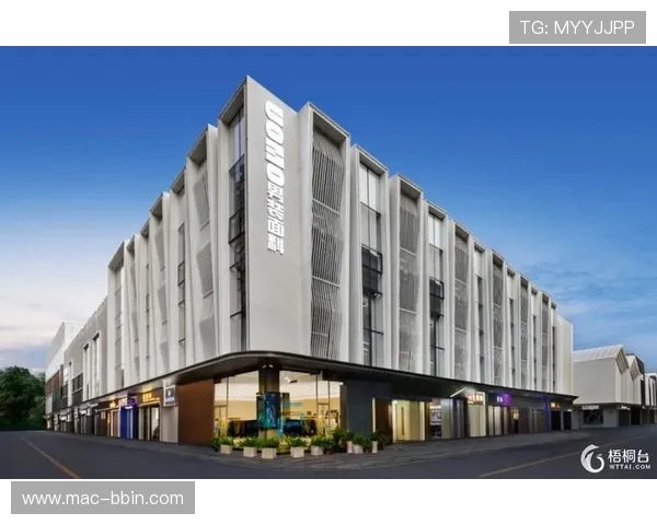 建信人寿引领2025上海黄浦十公里跑赛事激情启幕盛况绽放精彩