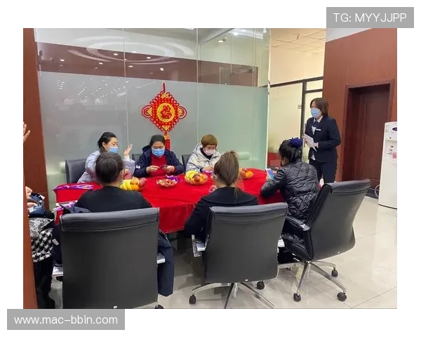 桥牌联谊促社区共融智慧较量激发多元文化生活绽放魅力风采新气象